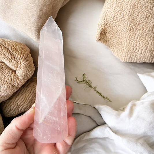 Rose quartz tower (C) 16cm