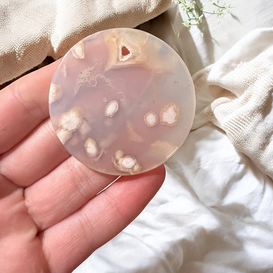 Flower agate disc