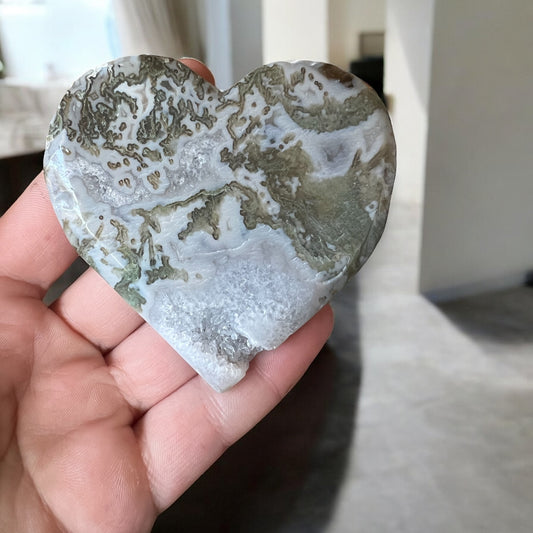 Moss agate heart drusy